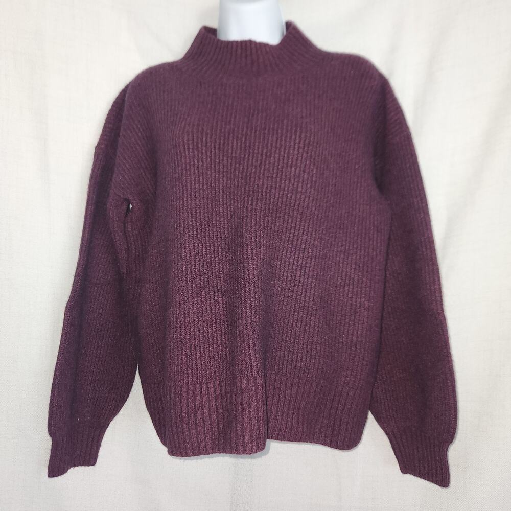 EUC Goodthreads Purple Sz M Bell Sleeve Sweater